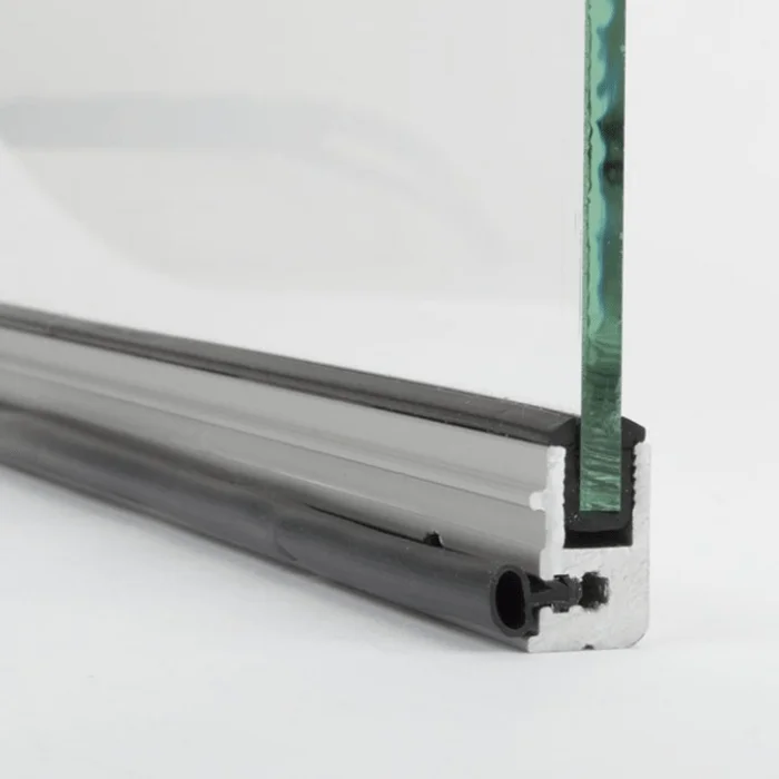 voorzetraam-zijaanzicht-aluminium